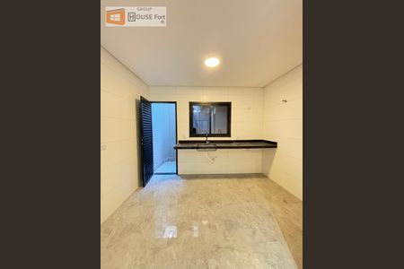 8_photo/94ce1c2c97.7a84f7ff2c106b4f-ATLAS-0e7a2f49-a9cc-4129-a7c0-dc9a6b5325f3.jpg de casa à venda com 2 quartos, 61m² em Guilhermina, Praia Grande