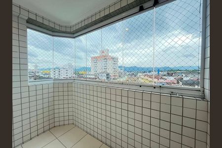 5_photo/94ce1c2cc7.bd8a216c6bfafe30-ATLAS-837f1d52-aae7-4a68-a860-e23b3b238af5.jpg de apartamento à venda com 2 quartos, 63m² em Guilhermina, Praia Grande