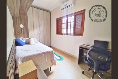 4_photo/94ce1c2cd7.76c9ba83eeb181e8-ATLAS-1eb0f112-fa4d-454f-9c20-9b17f8d419a9.jpg de casa à venda com 3 quartos, 212m² em Guilhermina, Praia Grande