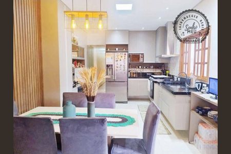 5_photo/94ce1c2cd7.76c9ba83eeb181e8-ATLAS-2f843002-a4c4-4c06-b48c-b981d4113182.jpg de casa à venda com 3 quartos, 212m² em Guilhermina, Praia Grande