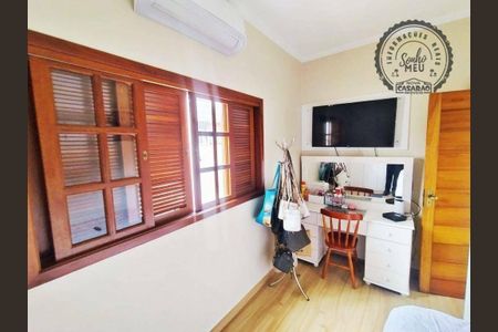 6_photo/94ce1c2cd7.76c9ba83eeb181e8-ATLAS-3fc96e9f-5dd8-42c2-acc0-55870d5ed5c5.jpg de casa à venda com 3 quartos, 212m² em Guilhermina, Praia Grande