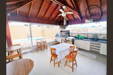 8_photo/94ce1c2cd7.76c9ba83eeb181e8-ATLAS-abf0ec61-8cf5-4e76-8b3b-98b3afc12e7e.jpg de casa à venda com 3 quartos, 212m² em Guilhermina, Praia Grande