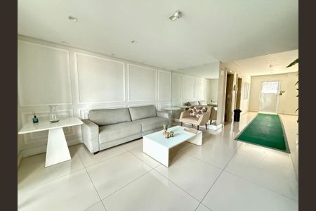 2_photo/94ce1c2d35.d77456d25dd49da8-ATLAS-fe7d472f-7e0e-4382-a6c5-b2a31b7a0517.jpg de apartamento à venda com 2 quartos, 75m² em Guilhermina, Praia Grande