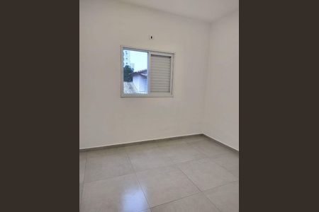 6_photo/94ce1c2d51.131c711fc740dfc3-ATLAS-5565b3d1-e7d2-4da9-9bf9-dc4a8a2df708.jpg de casa à venda com 2 quartos, 62m² em Guilhermina, Praia Grande