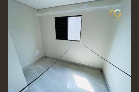 3_photo/94ce1c2d55.8a706a3c1c8a5b40-ATLAS-c02aa118-ec82-48bb-9456-0a42a09695f2.jpg de casa à venda com 2 quartos, 48m² em Guilhermina, Praia Grande