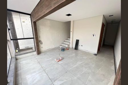 9_photo/94ce1c2d55.bb2da12f5109a062-ATLAS-53468047-3f8f-4b56-8a59-4b6d9cd06e46.jpg de casa à venda com 3 quartos, 105m² em Guilhermina, Praia Grande