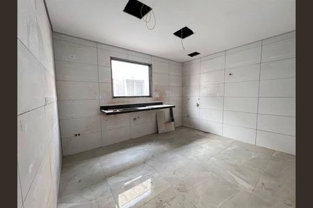 10_photo/94ce1c2d55.bb2da12f5109a062-ATLAS-e6b36ea6-f838-4af0-a225-1afdb3b50e1f.jpg de casa à venda com 3 quartos, 105m² em Guilhermina, Praia Grande