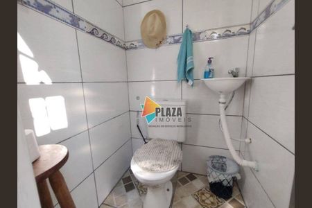 23_photo/94ce1c2d59.c90f043f73090339-ATLAS-e31d1bde-0bc8-49ec-bd70-feaf652f5627.jpg de casa à venda com 2 quartos, 56m² em Guilhermina, Praia Grande