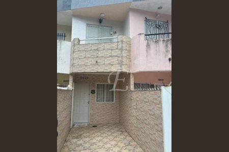 4_photo/94ce1c2dcb.0677fa493c26e9cb-ATLAS-e87b43b4-232d-496b-8ae1-e98a7bea04ef.jpg de casa à venda com 3 quartos, 80m² em Vilamar, Praia Grande