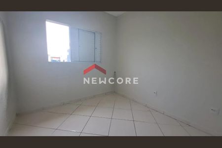 4_photo/94ce1c2e7d.cce03887c7d72c1f-ATLAS-724f4412-7e65-4672-bc51-868432005dfd.jpg de casa à venda com 2 quartos, 60m² em Jardim Gloria, Praia Grande