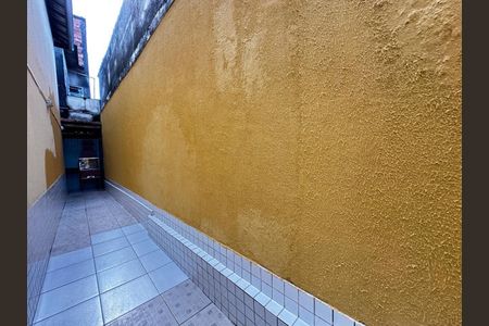 7_photo/94ce1c2efb.72916be089f20372-ATLAS-0d9aeab4-d2b5-4e75-908e-e97e2ef90e41.jpg de casa à venda com 2 quartos, 60m² em Jardim Gloria, Praia Grande