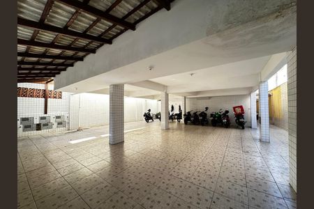 4_photo/94ce1c2efb.72916be089f20372-ATLAS-4f764b2d-1e3e-467a-9a6b-d248f369d7df.jpg de casa à venda com 2 quartos, 60m² em Jardim Gloria, Praia Grande