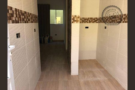 5_photo/94ce1c2f6f.2d32b9a8aae2ec58-ATLAS-406e047a-6eee-4bbc-bc57-0fe4529e2b17.jpg de casa à venda com 2 quartos, 46m² em Jardim Guaramar, Praia Grande