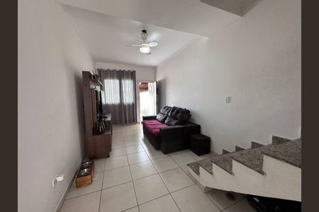 6_photo/94ce1c2fef.8f3f2a47dd94676f-ATLAS-0a0ab2cb-3393-4e6b-8883-8940a8587ae7.jpg de casa à venda com 2 quartos, 69m² em Jardim Guaramar, Praia Grande