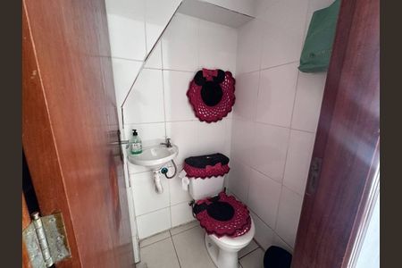 8_photo/94ce1c2fef.8f3f2a47dd94676f-ATLAS-8f21a3fd-b91e-4681-8c1b-bd9680af6df2.jpg de casa à venda com 2 quartos, 69m² em Jardim Guaramar, Praia Grande