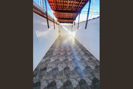 4_photo/94ce1c30e9.4d5f998e3e6d7143-ATLAS-05ace9c4-b2f2-42e5-ad05-9e0c26c24d69.jpg de casa à venda com 3 quartos, 70m² em Sítio do Campo, Praia Grande