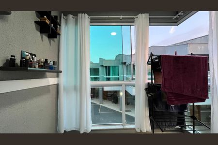 6_photo/94ce1c3147.05acccb2dbb53537-ATLAS-e5dc3114-edd8-41bf-a9b1-003c7b4a009a.jpg de casa à venda com 2 quartos, 73m² em Sítio do Campo, Praia Grande