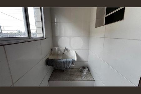 8_photo/94ce1c316d.e182d30f96765f76-ATLAS-ca5eaf9c-78ee-43c1-a975-0bc5be9e0cd2.jpg de casa à venda com 2 quartos, 63m² em Sítio do Campo, Praia Grande