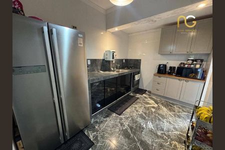 2_photo/94ce1c3295.2c445d7a253e7411-ATLAS-892cad37-e1aa-4f9d-b49f-eaf80c274b0e.jpg de casa à venda com 3 quartos, 93m² em Guilhermina, Praia Grande