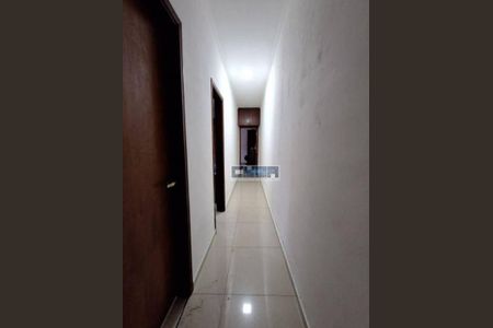 4_photo/94ce1c32a5.83e14411c1323447-ATLAS-bcb6e6b9-fb1b-498e-8d39-7f10f7b387ef.jpg de casa à venda com 2 quartos, 105m² em Guilhermina, Praia Grande