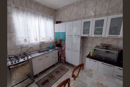 12_photo/94ce1c32a9.bf6b4b601a5c4813-ATLAS-7cc7ea16-b90f-4fc4-ac67-40ab8f0d1d5b.jpg de casa à venda com 2 quartos, 57m² em Guilhermina, Praia Grande