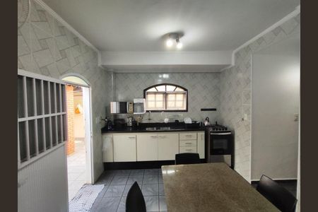 28_photo/94ce1c32ab.70fed3faa30d4614-ATLAS-b7e63f81-e3a9-4922-b025-c92f6df4dca5.jpg de casa à venda com 2 quartos, 86m² em Guilhermina, Praia Grande