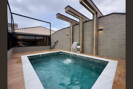 2_photo/94ce1c32b5.411a6e7ba2cd6698-ATLAS-a60db97e-0e6f-48e4-b2e5-4200df59db64.jpg de casa à venda com 4 quartos, 172m² em Guilhermina, Praia Grande