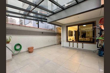 6_photo/94ce1c32b5.411a6e7ba2cd6698-ATLAS-ea55fe97-caed-4f4c-b68e-8741e5a92ed1.jpg de casa à venda com 4 quartos, 172m² em Guilhermina, Praia Grande