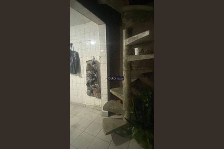 4_photo/94ce1c32b7.1ee954665fa22826-ATLAS-d8f2462c-a413-4c53-a5dd-fb8a5941b421.jpg de casa à venda com 2 quartos, 135m² em Guilhermina, Praia Grande