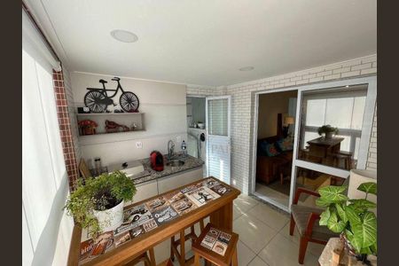 3_photo/94ce1c32bf.d8467cb733208c0d-ATLAS-814dbd6f-6b52-4068-ab6b-da666e2ada97.jpg de apartamento à venda com 2 quartos, 89m² em Guilhermina, Praia Grande