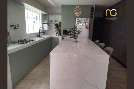 6_photo/94ce1c32c3.a64c9b8819d7c011-ATLAS-3685c793-e9d8-43fc-bce7-a845802ae59d.jpg de casa à venda com 2 quartos, 120m² em Guilhermina, Praia Grande