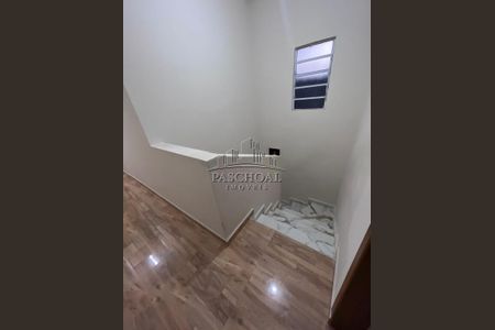 10_photo/94ce1c32d9.c4a86b3c211625c7-ATLAS-e90f8c17-cbb7-41e2-af27-8eaf93429d93.jpg de casa à venda com 5 quartos, 173m² em Guilhermina, Praia Grande