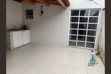 21_photo/94ce1c32e3.f219a6c507a36e5d-ATLAS-752b3df2-3226-485a-b375-008d12acf273.jpg de casa à venda com 2 quartos, 140m² em Guilhermina, Praia Grande