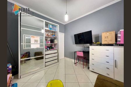 17_photo/94ce1c32f7.777899b2c09bdc5f-ATLAS-547c46f3-5bc6-447b-8ff4-c2ea1cefdd8f.jpg de casa à venda com 3 quartos, 144m² em Guilhermina, Praia Grande