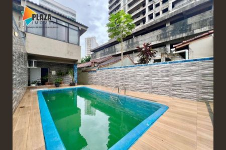 37_photo/94ce1c3305.40d9156f2e18fdd4-ATLAS-cd3ddb0e-eec5-4cce-8535-d1301d790a33.jpg de casa à venda com 3 quartos, 157m² em Guilhermina, Praia Grande