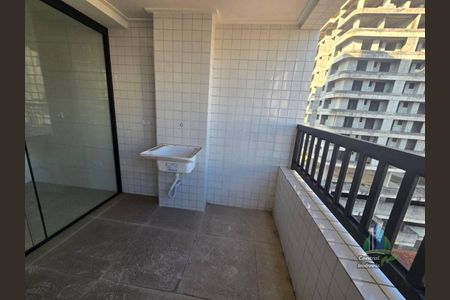 6_photo/94ce1c3321.3bebfbd5b2588a76-ATLAS-1bff68e3-6e41-4ff3-935d-c3c6bdca3df2.jpg de apartamento à venda com 2 quartos, 81m² em Guilhermina, Praia Grande