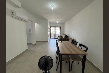 2_photo/94ce1c3321.40e0622ac4d13be0-ATLAS-1093d933-2ffb-4ffb-bafa-74ea3553b5c9.jpg de apartamento à venda com 2 quartos, 81m² em Guilhermina, Praia Grande