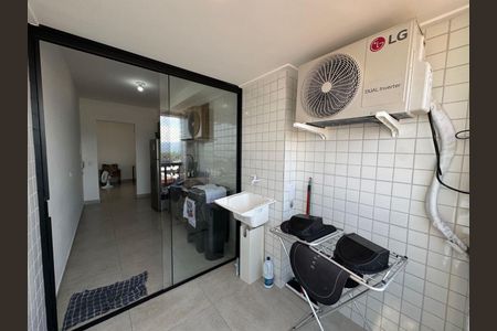 24_photo/94ce1c3321.40e0622ac4d13be0-ATLAS-f4e211de-28fa-455d-8d3a-1e8ac55de003.jpg de apartamento à venda com 2 quartos, 81m² em Guilhermina, Praia Grande