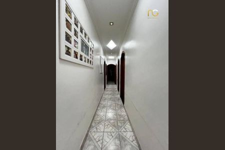 28_photo/94ce1c3323.4534fda87e61c028-ATLAS-adf4a2d5-7396-4def-a851-08db245180a5.jpg de casa à venda com 3 quartos, 200m² em Guilhermina, Praia Grande