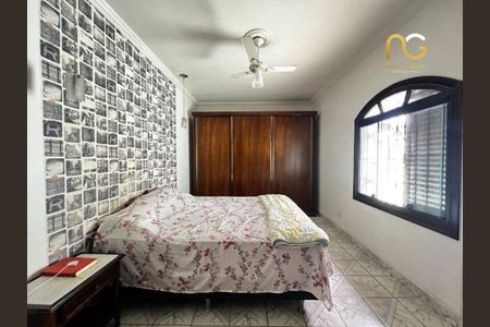 19_photo/94ce1c3323.4534fda87e61c028-ATLAS-cc07112e-50c8-44c5-af40-afb7f1b65635.jpg de casa à venda com 3 quartos, 200m² em Guilhermina, Praia Grande