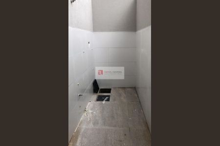 3_photo/94ce1c333d.4ad1a426540e6496-ATLAS-2c3cbbc8-dd57-4a88-8dfb-3192766f0f60.jpg de casa de condomínio à venda com 2 quartos, 60m² em Guilhermina, Praia Grande