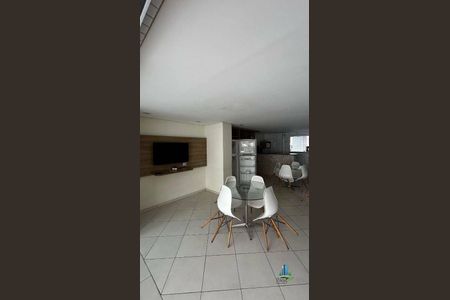 9_photo/94ce1c3351.8d0a7cb9ddb3b8ab-ATLAS-20cf4af2-6c81-48d0-a98c-86a46bee97c8.jpg de apartamento à venda com 2 quartos, 63m² em Guilhermina, Praia Grande