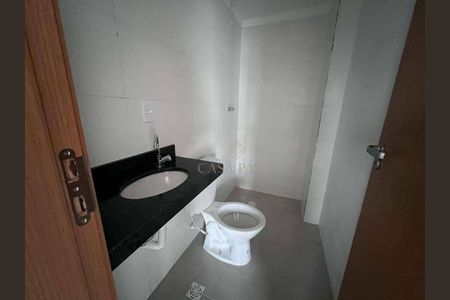 8_photo/94ce1c3493.033cfe80c1be28f8-ATLAS-df7a79aa-b0ab-469e-8575-9def2d014e0e.jpg de apartamento à venda com 2 quartos, 70m² em Guilhermina, Praia Grande