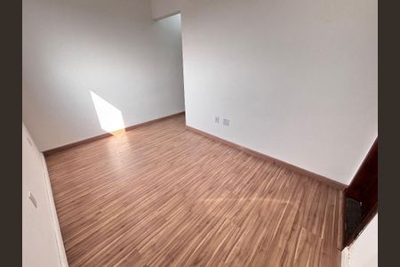 3_photo/94ce1c34a3.b60f5a7682bed42c-ATLAS-10097d7c-a367-4db7-84f1-cbe0b061fb3a.jpg de apartamento à venda com 2 quartos, 60m² em Guilhermina, Praia Grande