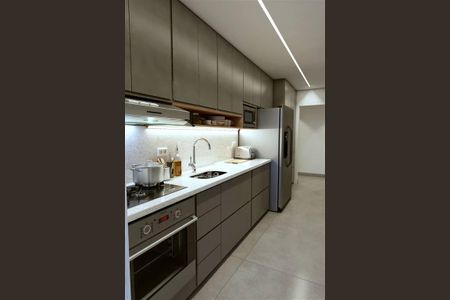 13_photo/94ce1c34dd.c9cbe98dde9ff16e-ATLAS-779358da-a8e0-48c3-bd8f-5ec151e36acb.jpg de apartamento à venda com 2 quartos, 70m² em Guilhermina, Praia Grande