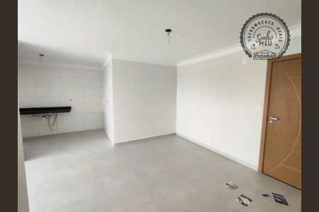 4_photo/94ce1c3543.336a5e4e4e768c15-ATLAS-217f2f6a-b0ba-4794-8a3a-b18c6d136170.jpg de apartamento à venda com 2 quartos, 71m² em Guilhermina, Praia Grande