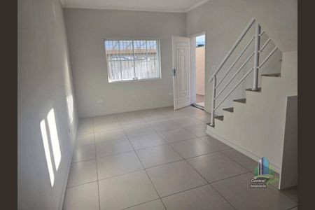 7_photo/94ce1c3593.1f06494e2e636159-ATLAS-2fbb9d8f-821b-4341-8cc2-b80684eaa242.jpg de casa à venda com 2 quartos, 80m² em Guilhermina, Praia Grande