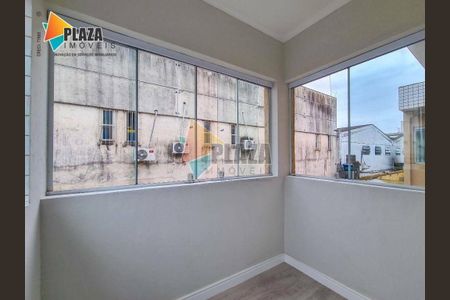 3_photo/94ce1c3593.7a802cfb1ffc346d-ATLAS-0de72a8b-8409-4ac2-a632-6a4c67e7574a.jpg de casa para alugar com 2 quartos, 76m² em Guilhermina, Praia Grande