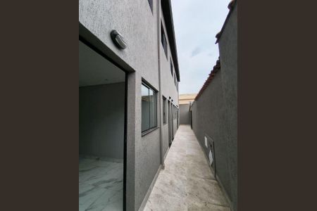 5_photo/94ce1c377d.a9ad82c0a29b9a19-ATLAS-6080ca5a-4aeb-497d-b1a4-cad53113a6d3.jpg de casa à venda com 2 quartos, 59m² em Sítio do Campo, Praia Grande