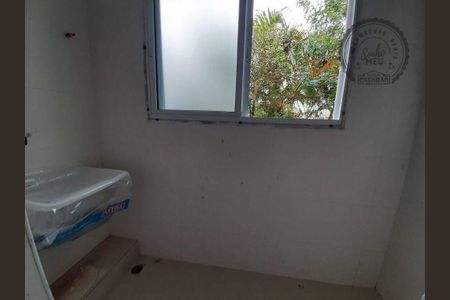 2_photo/94ce1c3833.56d702e600fa8de7-ATLAS-deec709d-bcb6-4656-bc59-62e729a04e4c.jpg de casa à venda com 2 quartos, 60m² em Sítio do Campo, Praia Grande